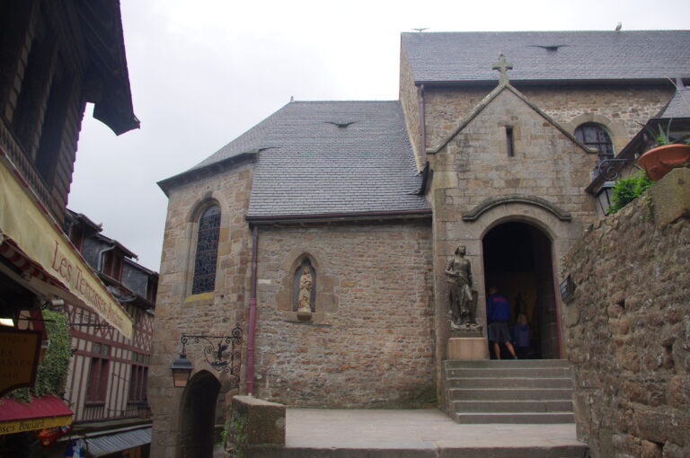 Eglise Saint Pierre du Mont Saint Michel