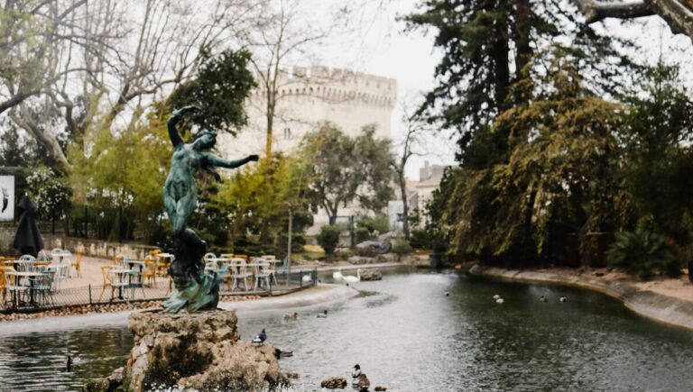 Avignon Jardin du Rocher des Doms
