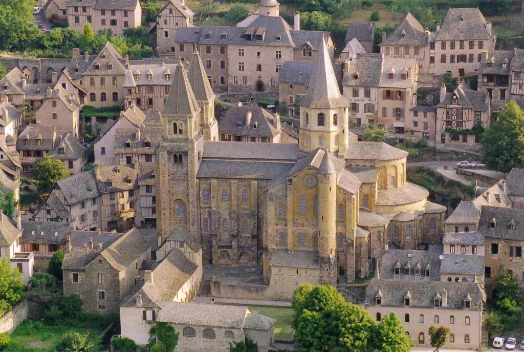 Conques Town