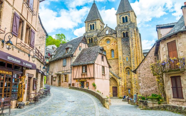 Conques City
