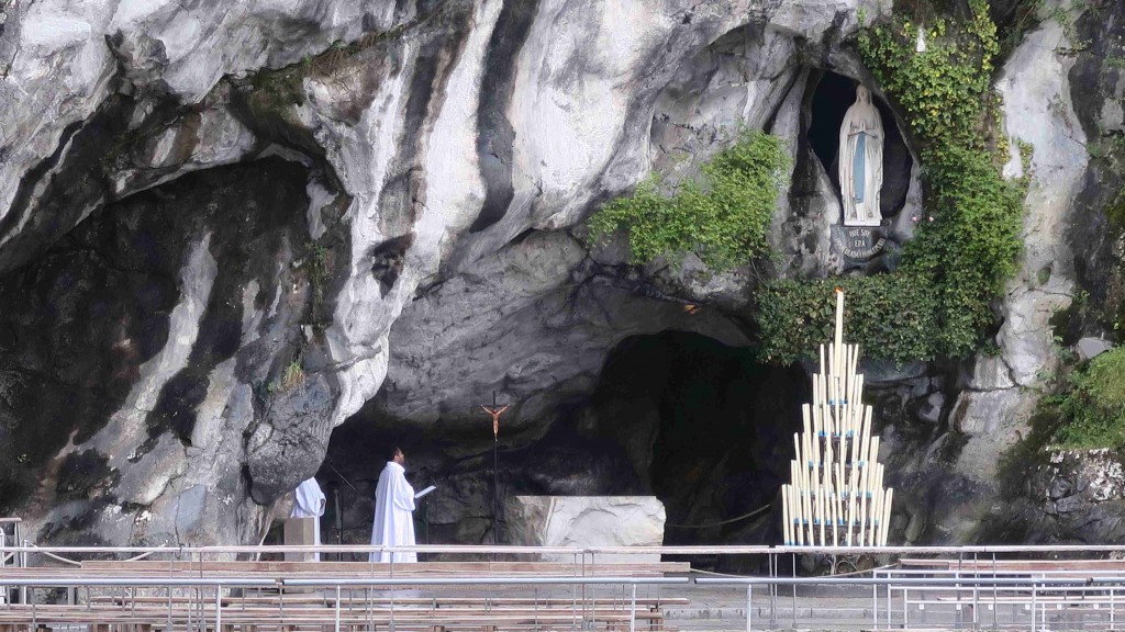Lourdes Grotte Massiabelle