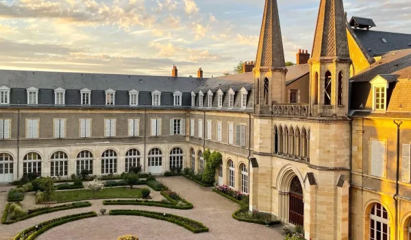 Nevers sanctuary