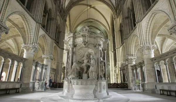 Basilique-St-Remi à Reims