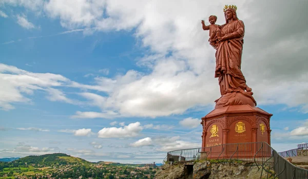 Statue Notre Dame du Puy en Velay