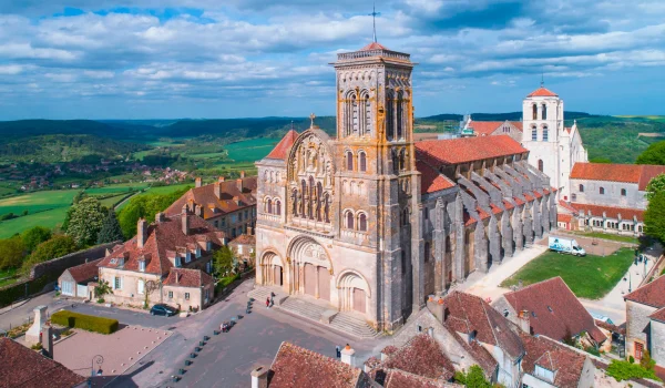 Vezelay-Basilique-Sainte-Marie-Madeleine