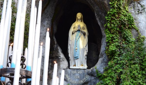 Vierge Grotte Massabielle Lourdes