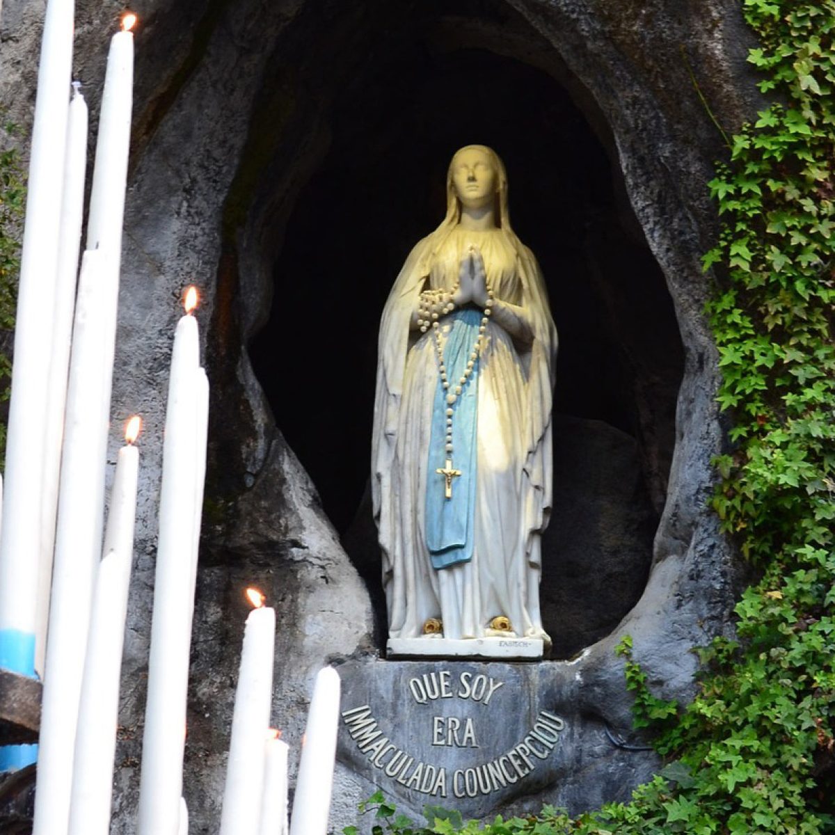 Vierge Grotte Massabielle Lourdes