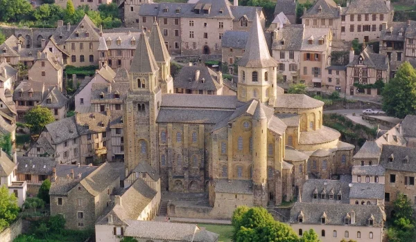 Conques Town