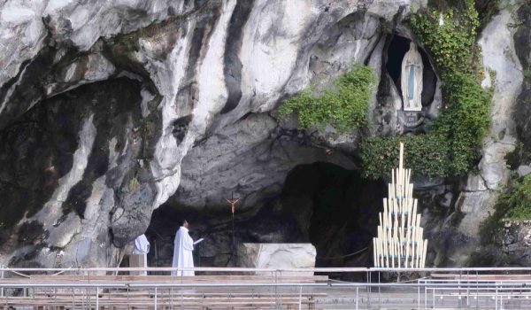 Lourdes Grotte Massiabelle